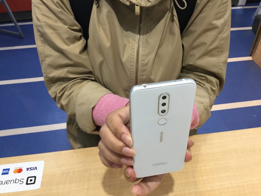 秋葉原店【M.T 様】東京都台東区からご来店　Nokia 6.1 plus ドック交換修理 NOKIA修理お客様