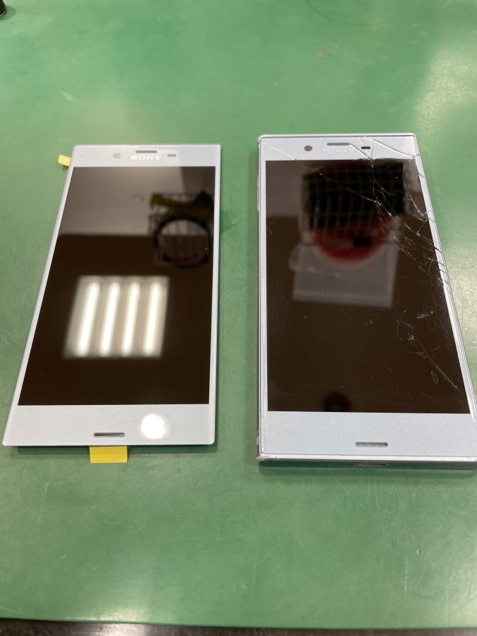 Xperia XZS 画面交換(E・U様) 