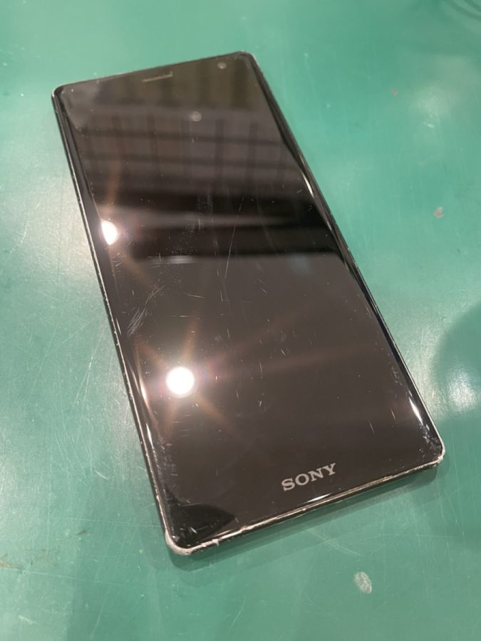 Xperia XZ2　バッテリー交換 